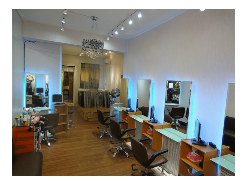 造型剪发 温塑烫 彩色<em>染</em> 头皮护理 <em>头发</em>护理 法